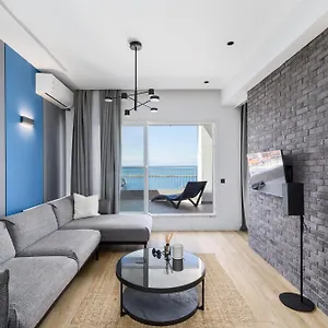Oddity Seafront Penthouse Apartment Thessaloniki